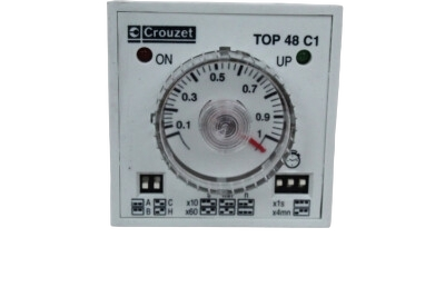 Crouzet TOP 48 C1 - Temporizzatore (Timer) Elettronico Multifunzione - Montaggio a Pannello 48x48mm - Undecal (11 Pin)
